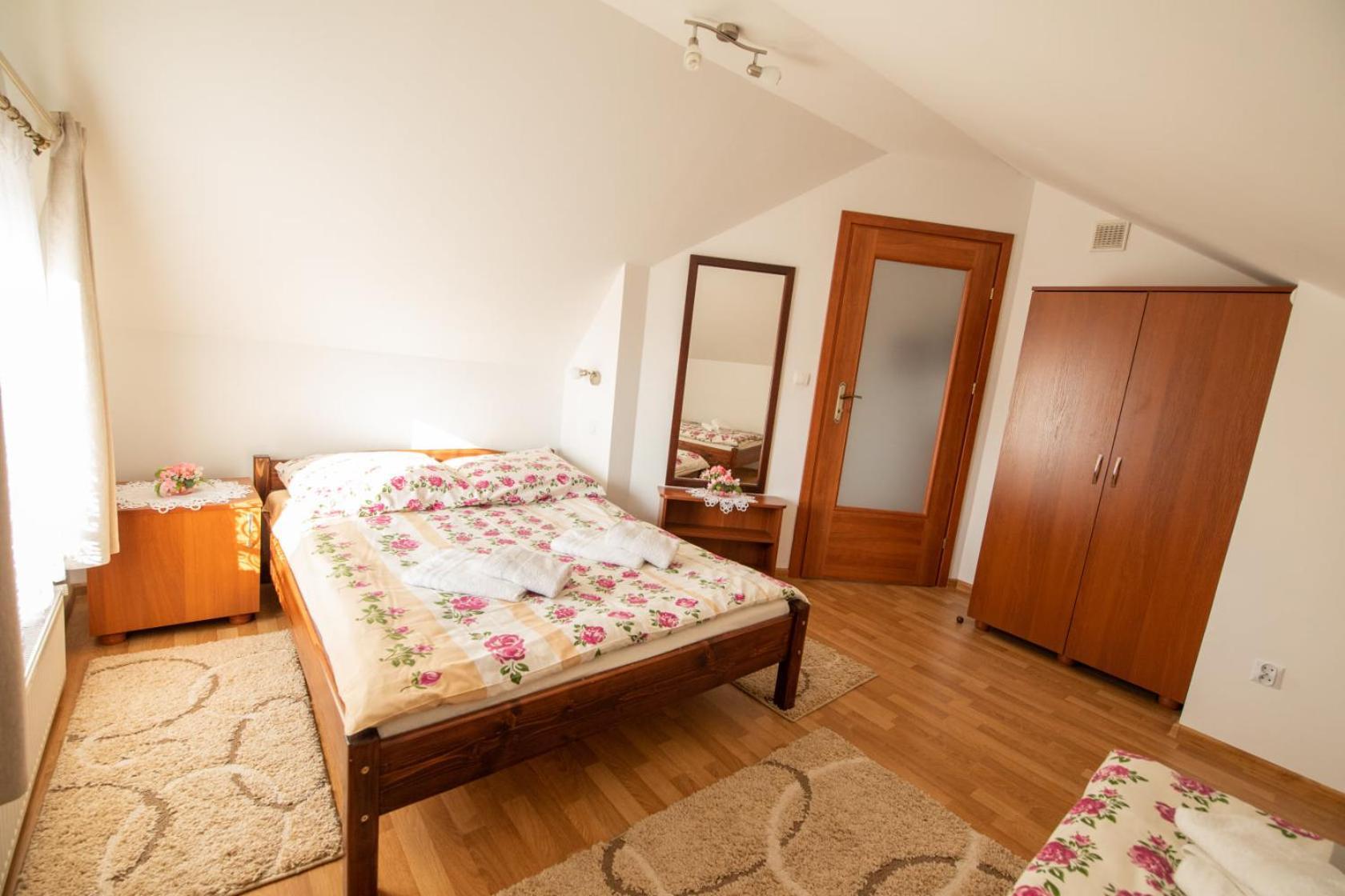 Pokoje I Apartament U Lucyny Czarna Gora Ruang foto